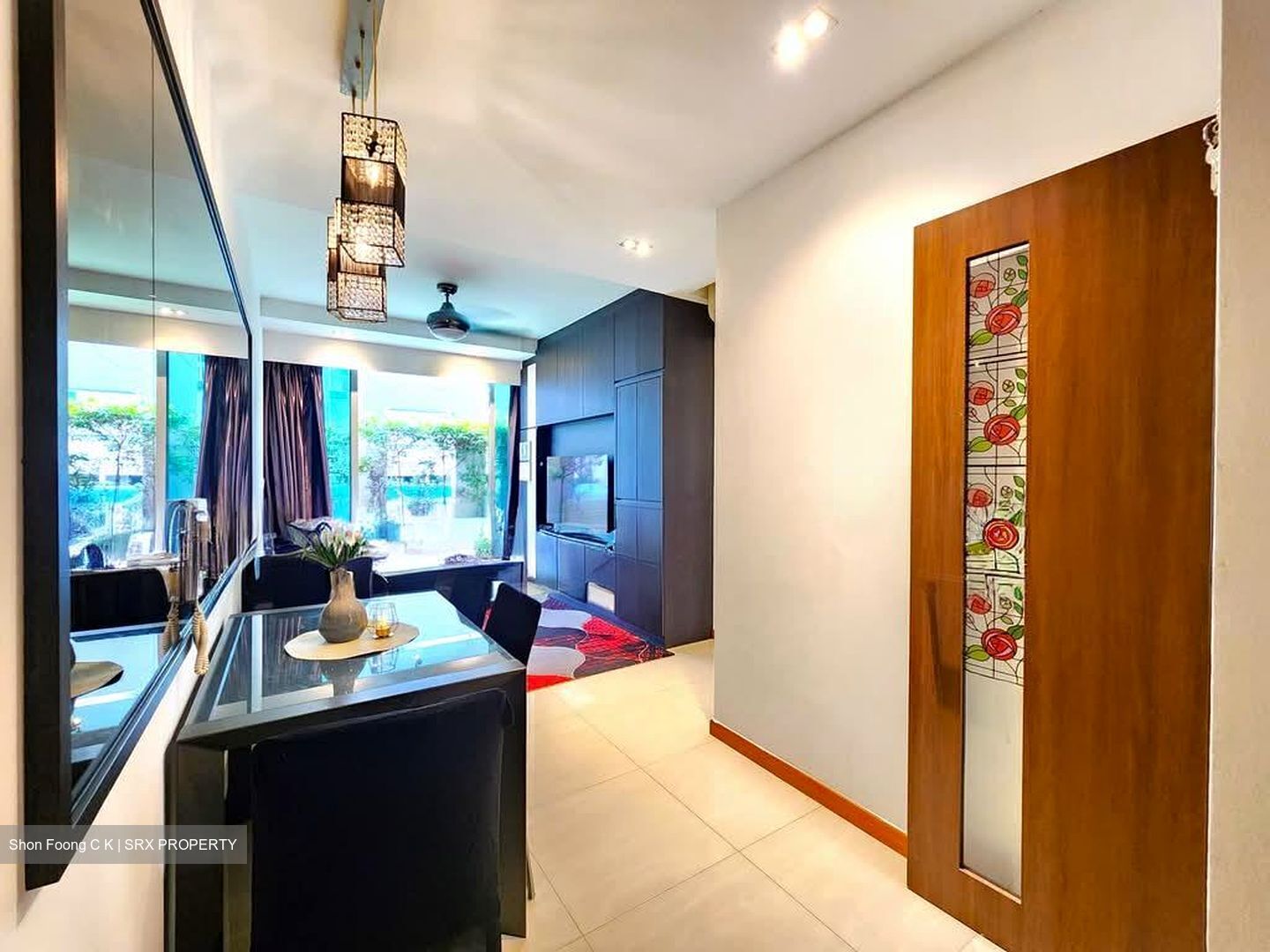 1 Canberra (D27), Condominium #581402801